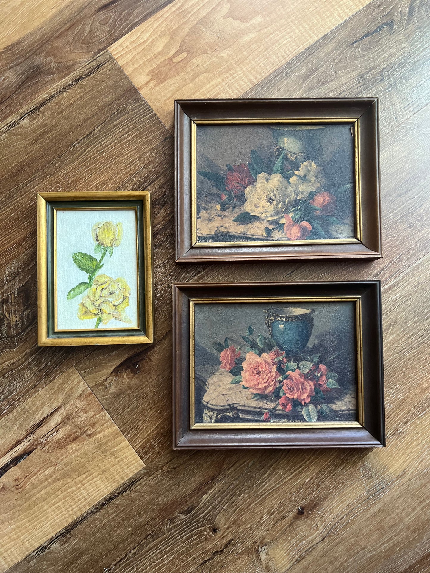 Vintage floral Framed Art